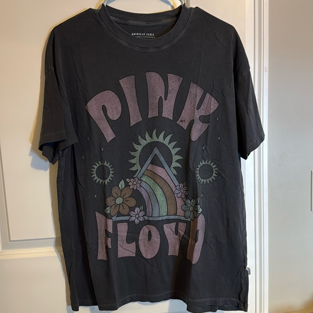 American Eagle oversized Pink Floyd tshirt size xs/s